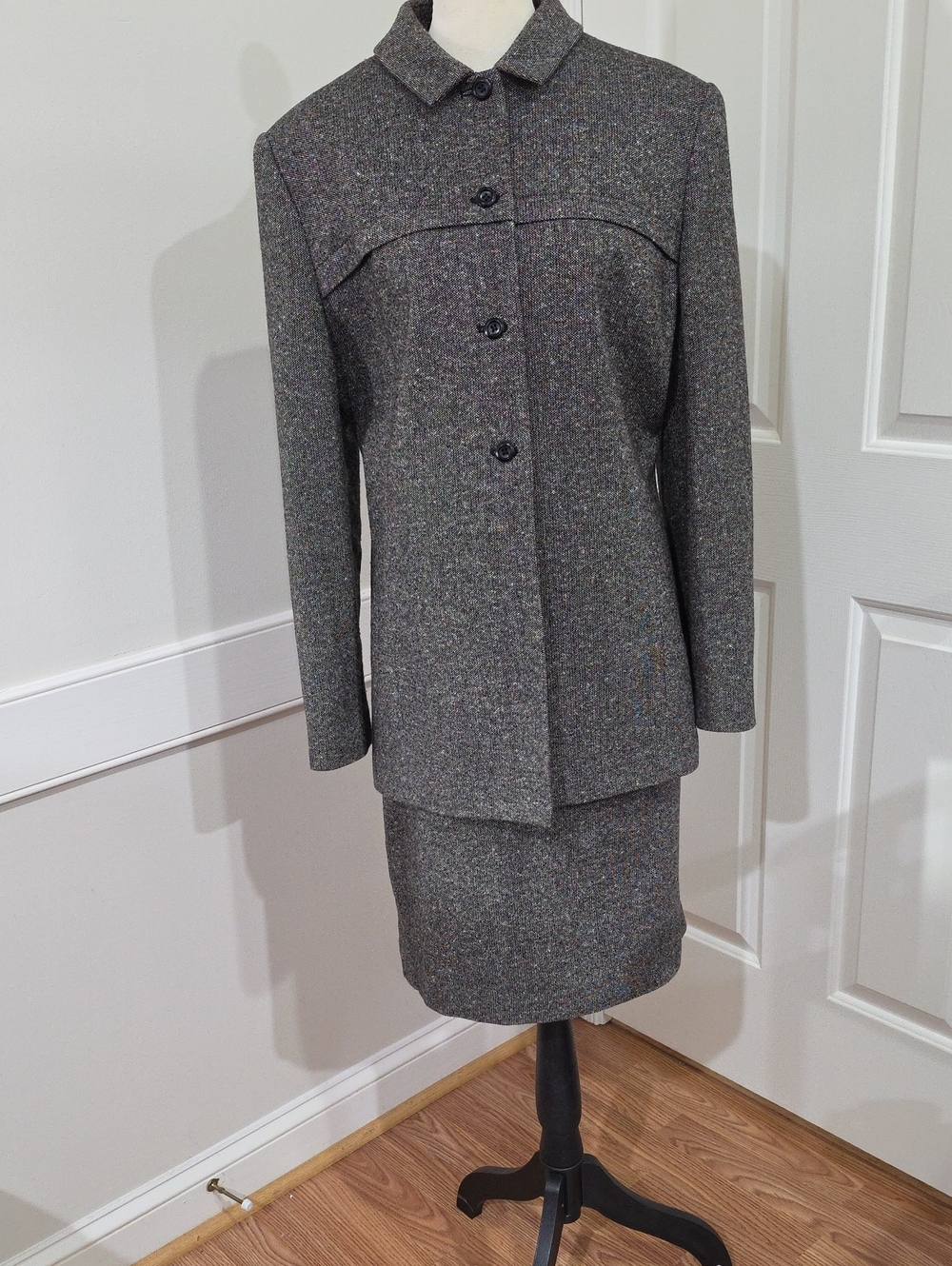 VTG Larry Levine Donegal Tweed Skirt Suit Grey Multi Color Size 16/14 Mismatched